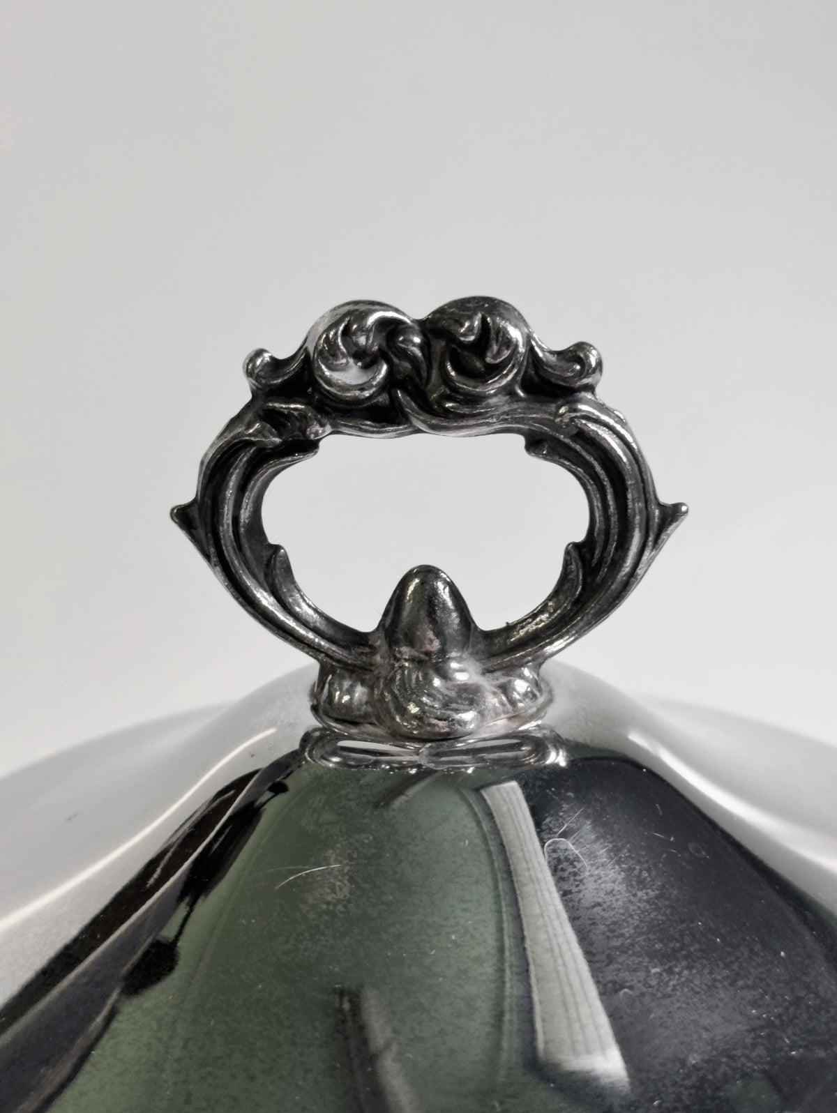 Vintage Schale mit Henkel und Deckel