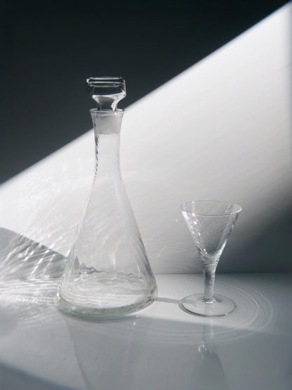 Vintage Dekanter Set von 7 mundgeblasen Swirl Glas