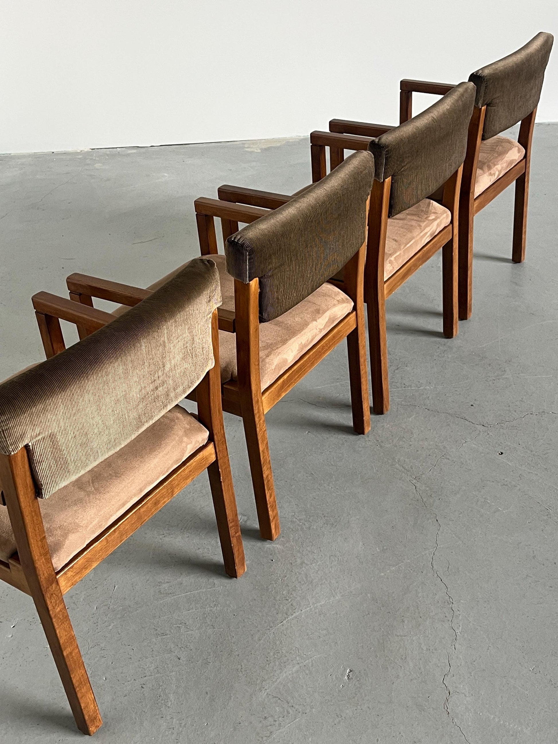 Vintage Armlehnstuhl Buchenholz Samt gestreift 1970er Italien