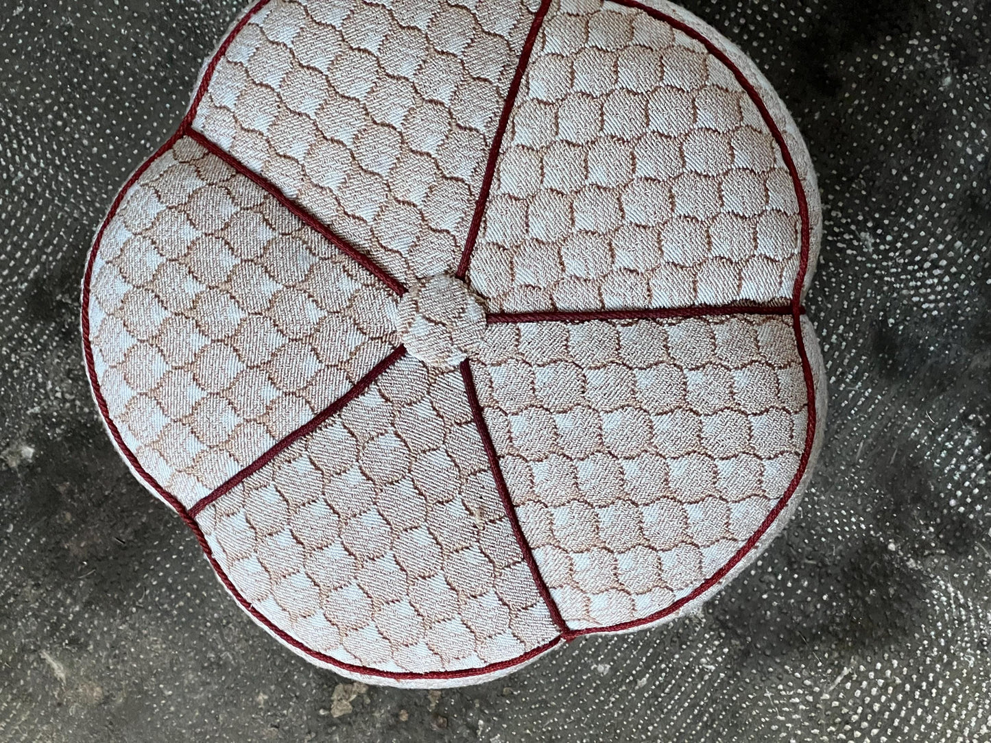 Vintage Hocker von Jindrich Halabala Stil