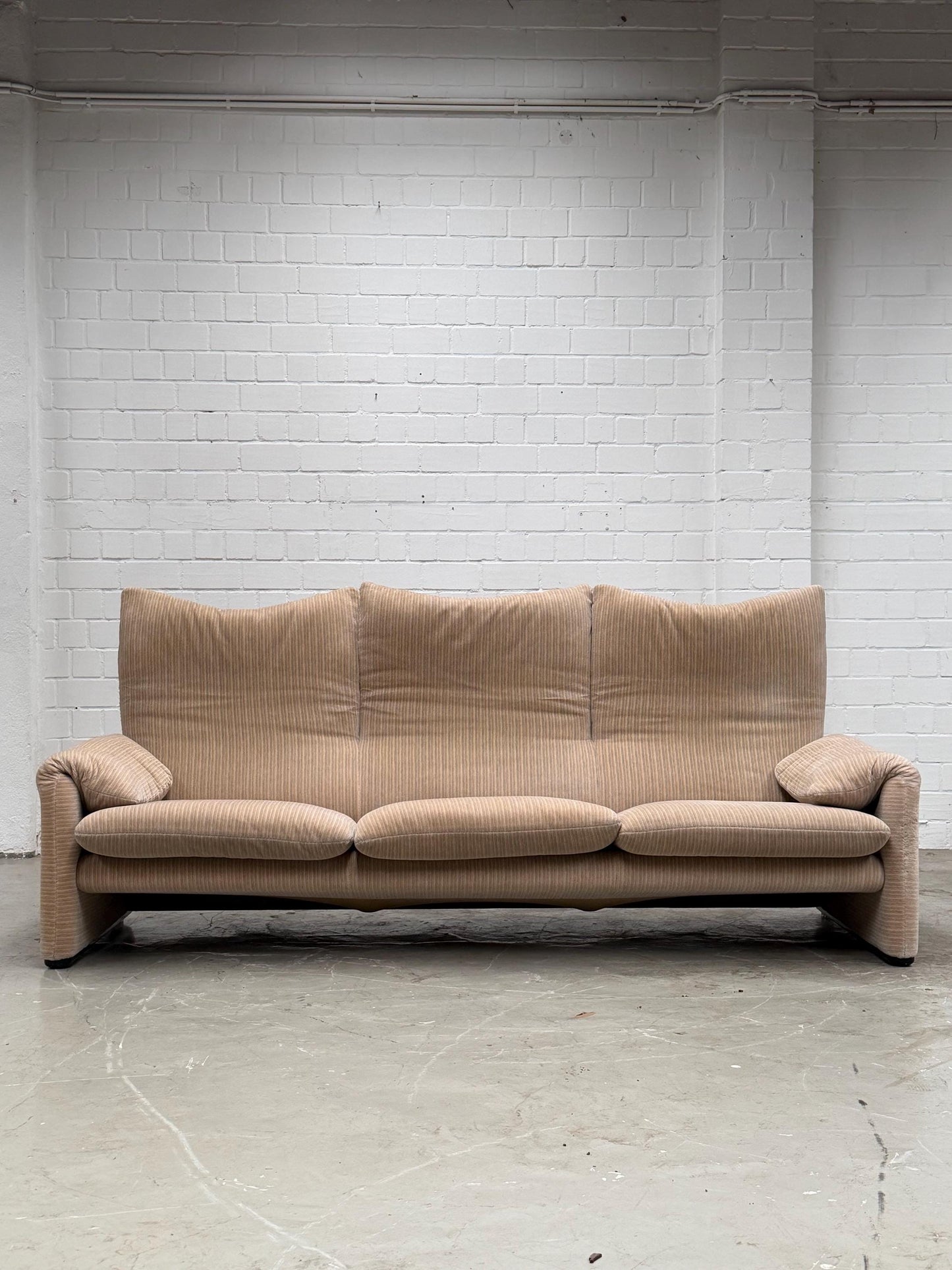 Vintage Sofa Maralunga von Vico Magistretti für Cassina mit gestreiftem Missoni-Stoff