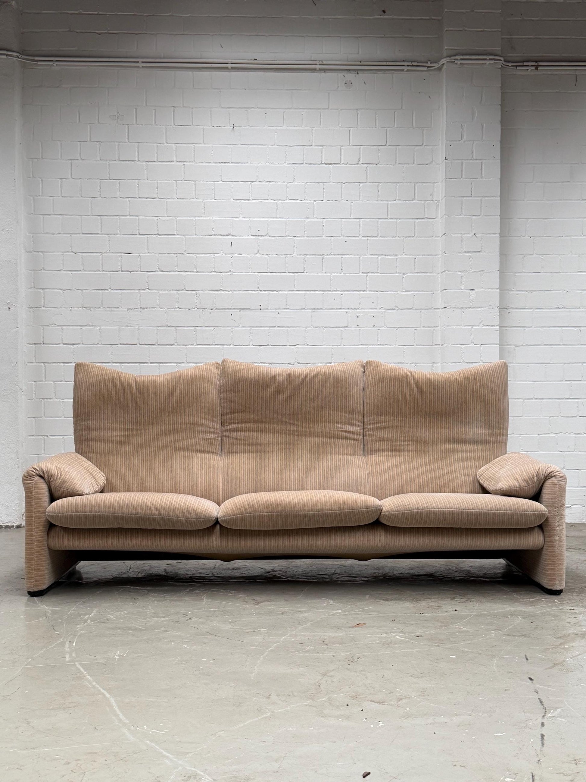 Vintage Sofa Maralunga von Vico Magistretti für Cassina mit gestreiftem Missoni-Stoff