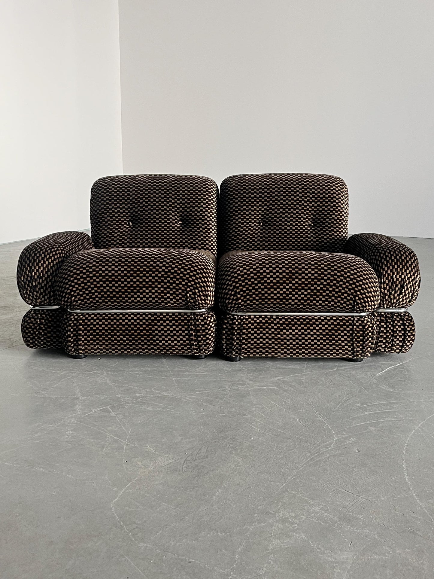 Vintage Loveseat kariert Chromstahl 1970er Italien