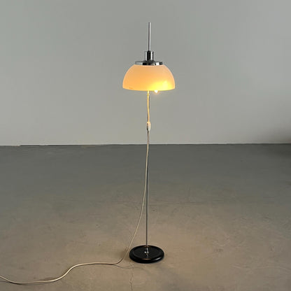 Vintage Faro Stehlampe von Luigi Massoni für Guzzini in Weiß Kunststoff, 1971