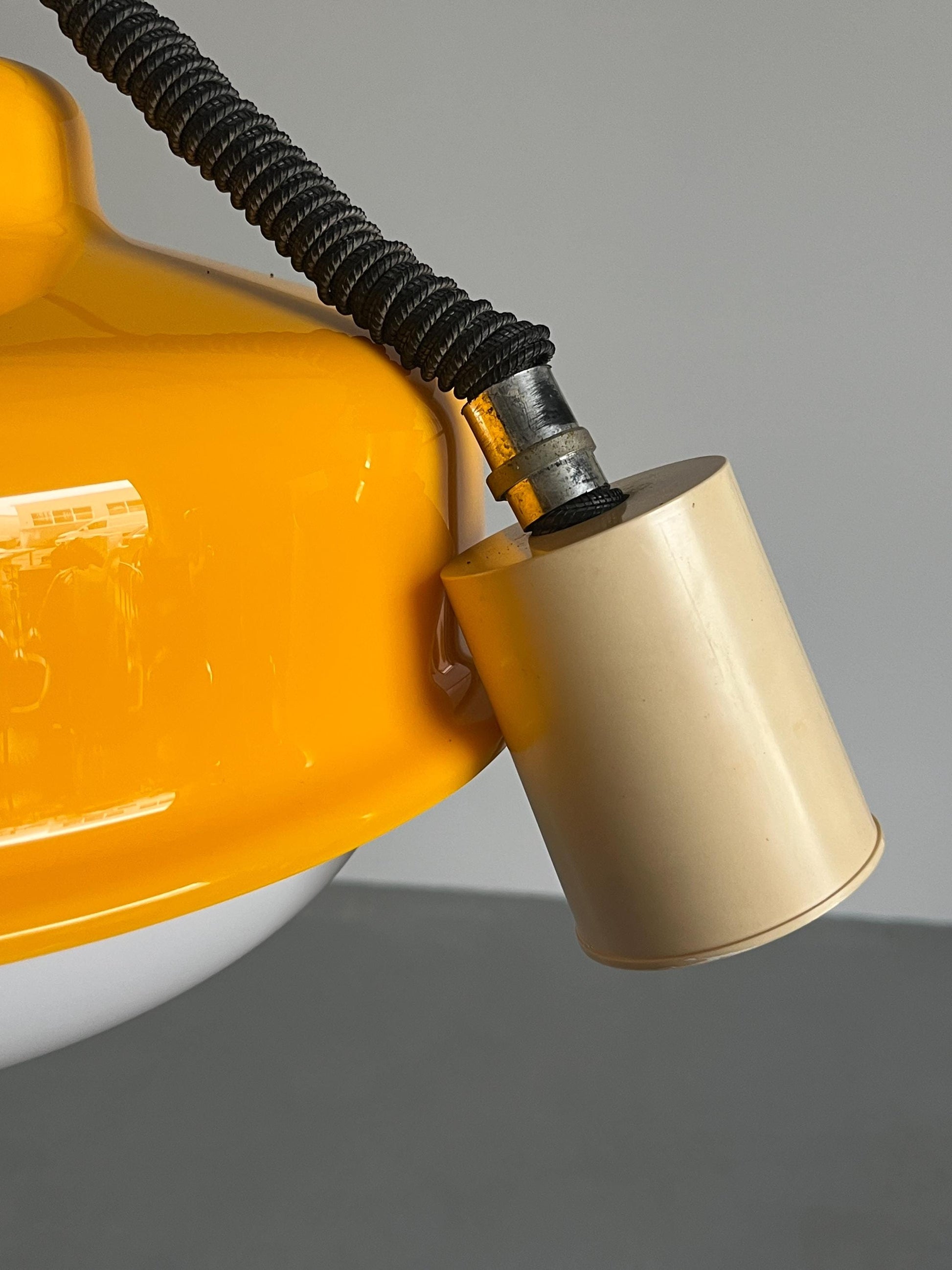 Vintage Alga Pendelleuchte von Meblo für Harvey Guzzini Space Age