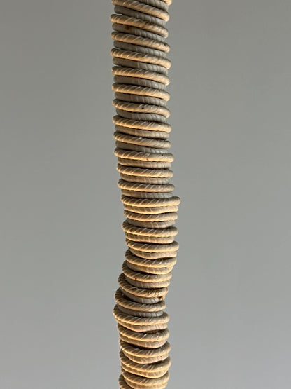 Vintage Pendelleuchte 'Burgos' von Harvey Guzzini für Meblo, weiß, Space Age