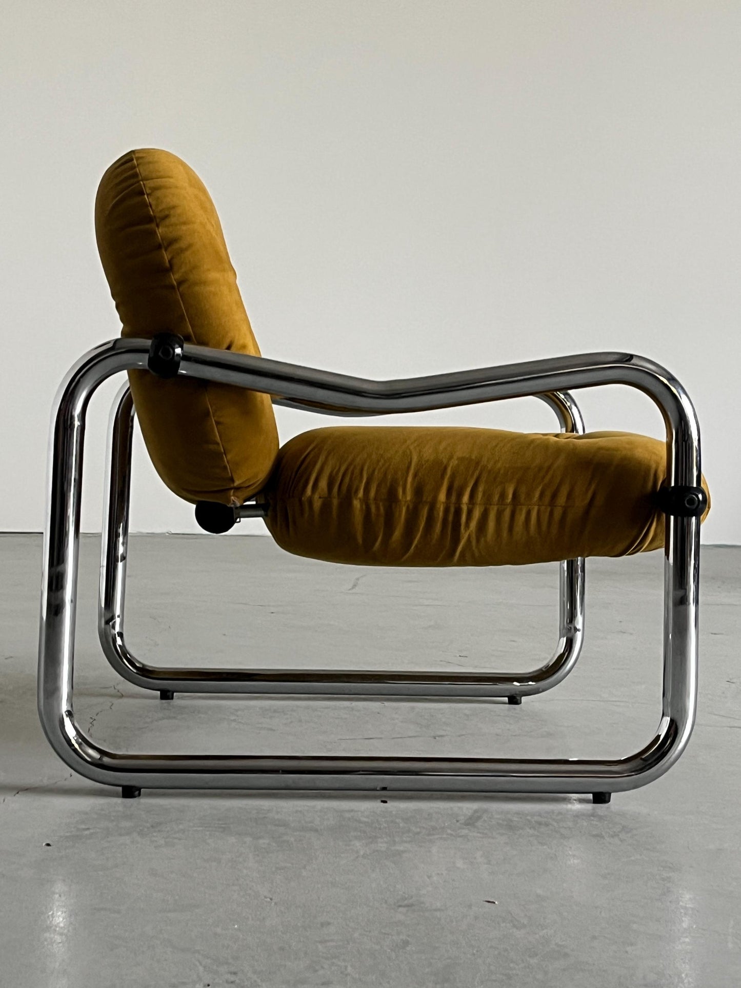 Vintage Sessel Mid-Century Modern Chromstahl Senfgelb 1970er Italien