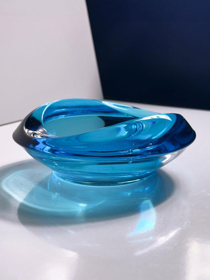 Vintage Aschenbecher von Rudolf Jurnikl für Sklo Union Azur Blau