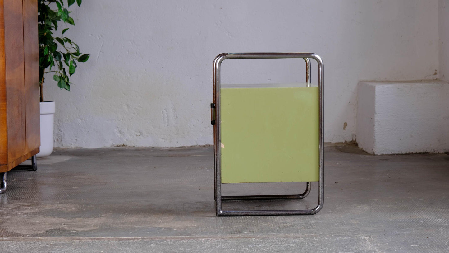 Vintage Nachttisch B 107 für Thonet lindgrün