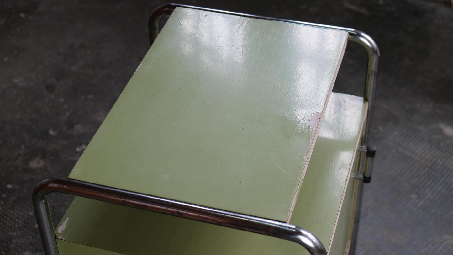 Vintage Nachttisch B 107 für Thonet lindgrün