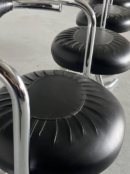 Vintage Stuhl Cobra von Giotto Stoppino für Bernini, Set von 4, schwarz, Chromgestell