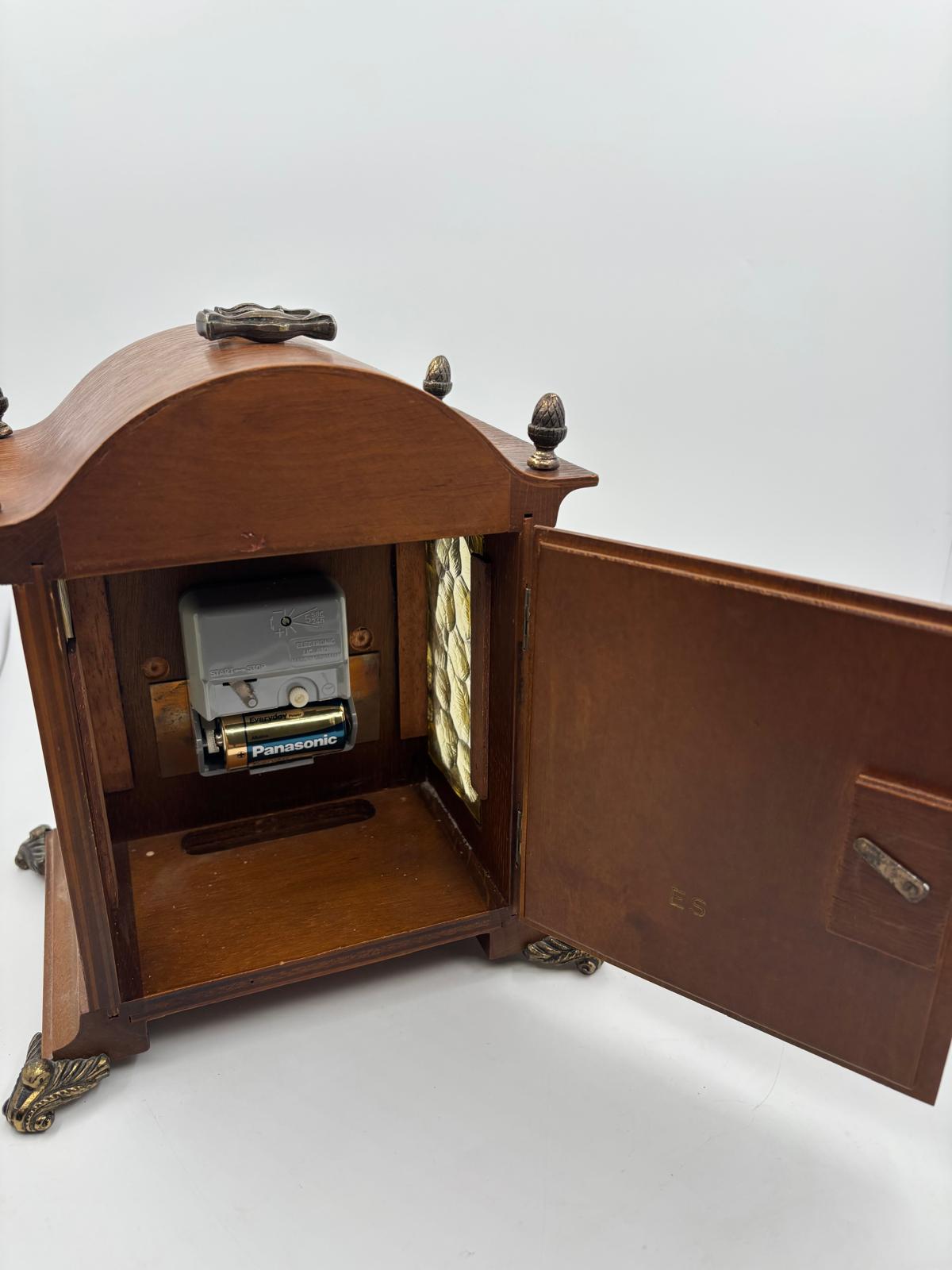 Vintage Tischuhr Tempus Fugit von unbekannt für unbekannt Holz Messing Barockstil