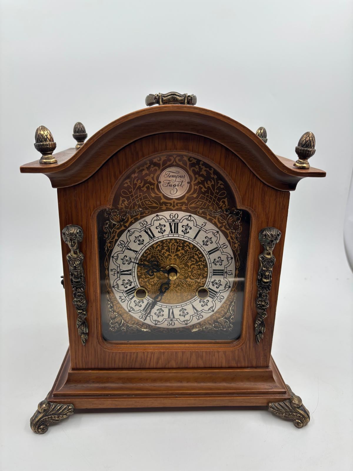 Vintage Tischuhr Tempus Fugit von unbekannt für unbekannt Holz Messing Barockstil