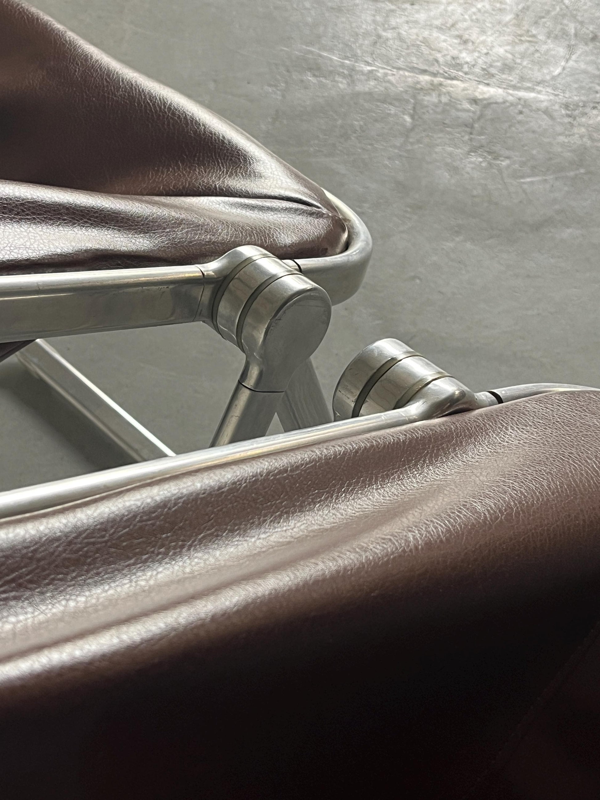 Vintage Klappstuhl Plona von Giancarlo Piretti für Anonima Castelli, Set von 2, braun