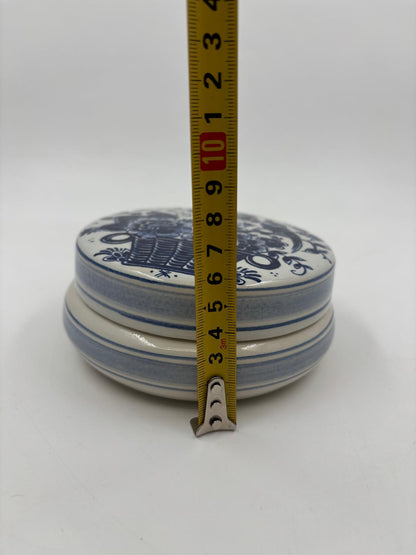 Vintage Dose Delft handbemalt Blau-Weiß von unbekannt für Delft