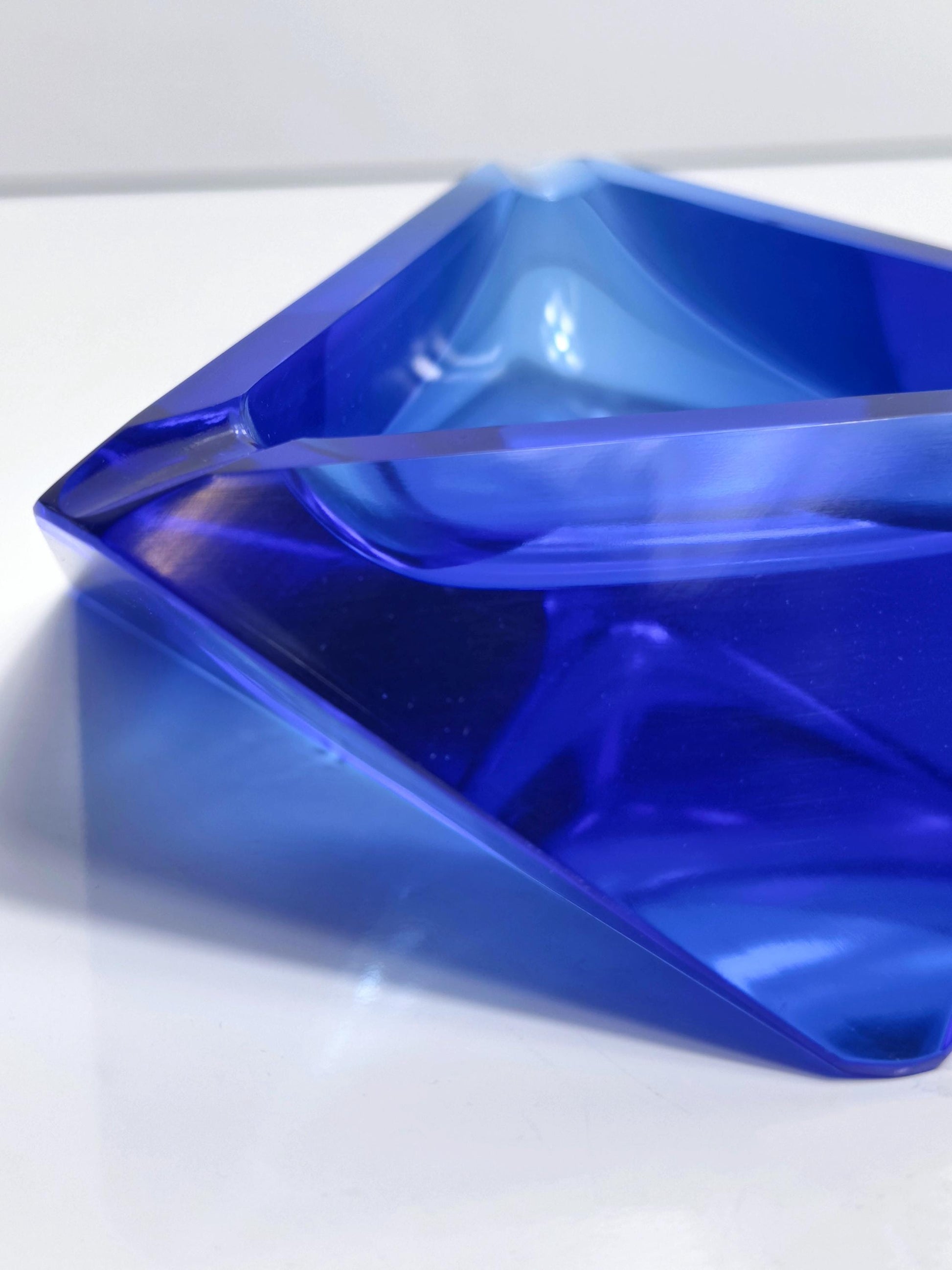 Vintage Aschenbecher Prisma von Cesare Toso für Fratelli Toso Murano kobaltblau