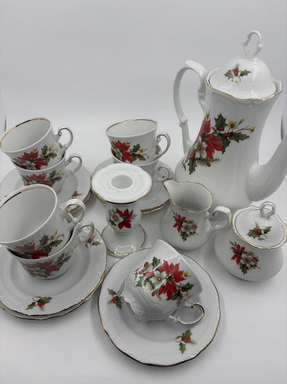 Vintage Tasse Set Weihnachts-Porzellan von Johann Seltmann Winterdekor 18-teilig