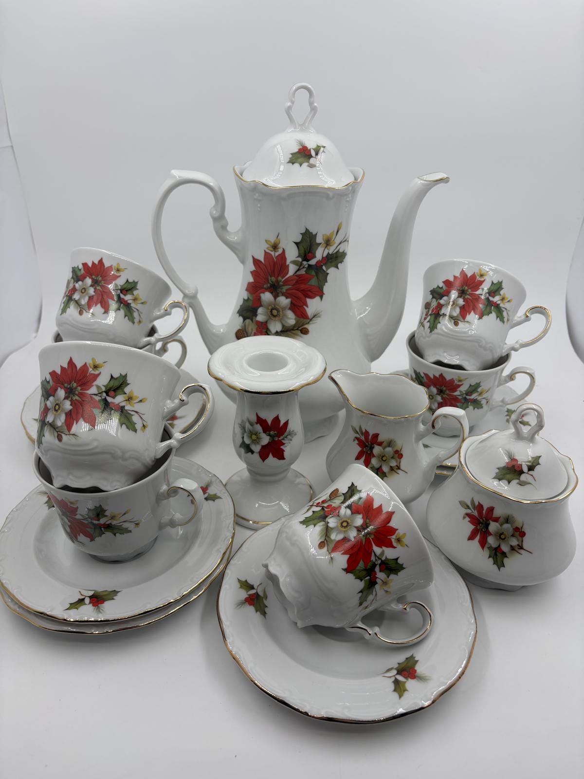 Vintage Tasse Set Weihnachts-Porzellan von Johann Seltmann Winterdekor 18-teilig