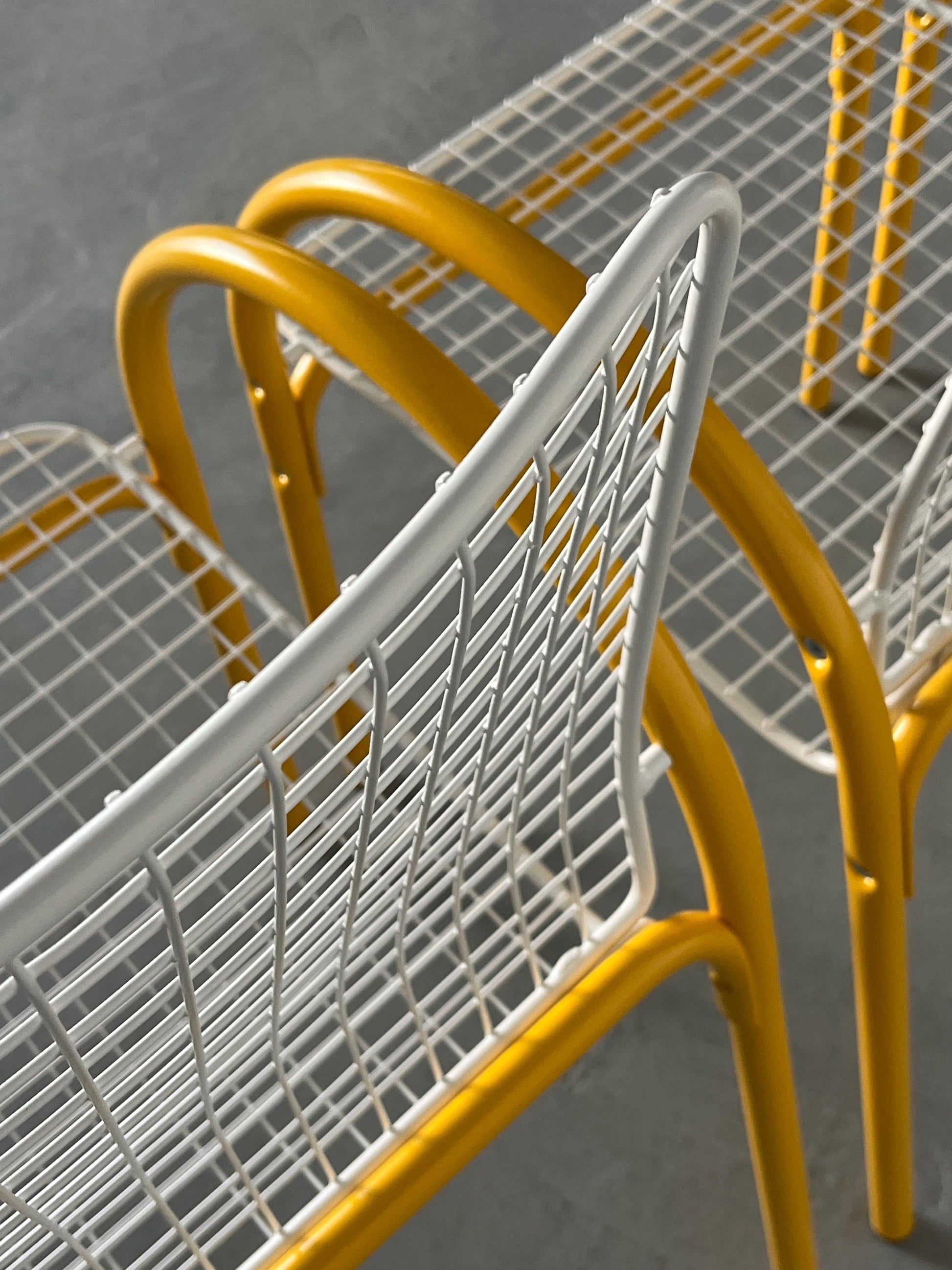 Vintage Gartenstuhl Set von 4 von EMU, Italien, gelb und weiß, 1980er