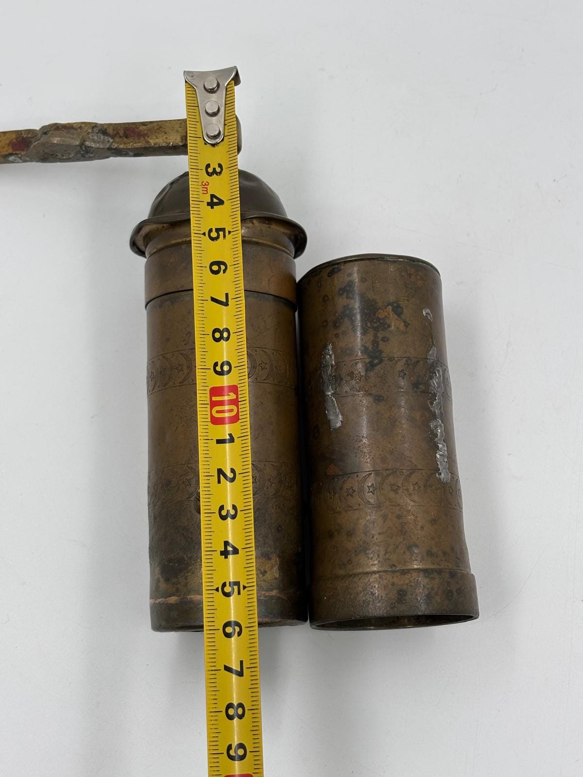 Vintage Kaffeemühle osmanisch Messing mit Mond und Stern stark gebraucht