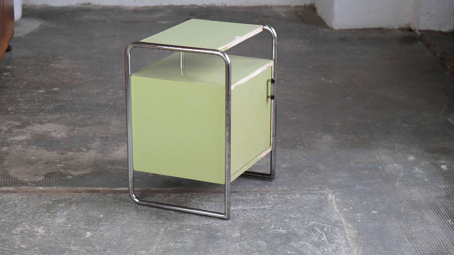 Vintage Nachttisch B 107 für Thonet lindgrün