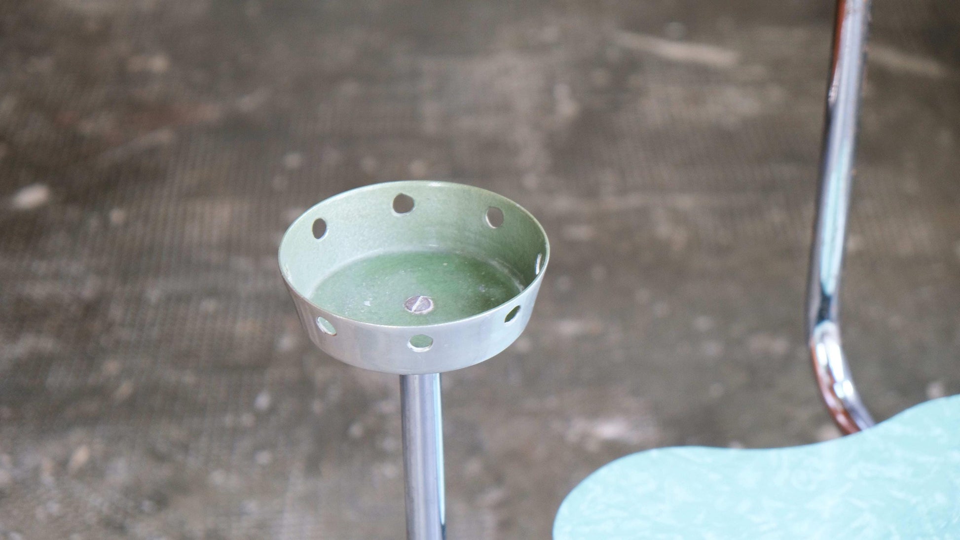 Vintage Blumenregal Bauhaus Design aus verchromtem Stahlrohr