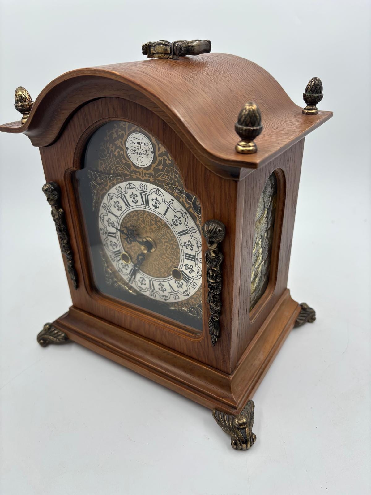 Vintage Tischuhr Tempus Fugit von unbekannt für unbekannt Holz Messing Barockstil