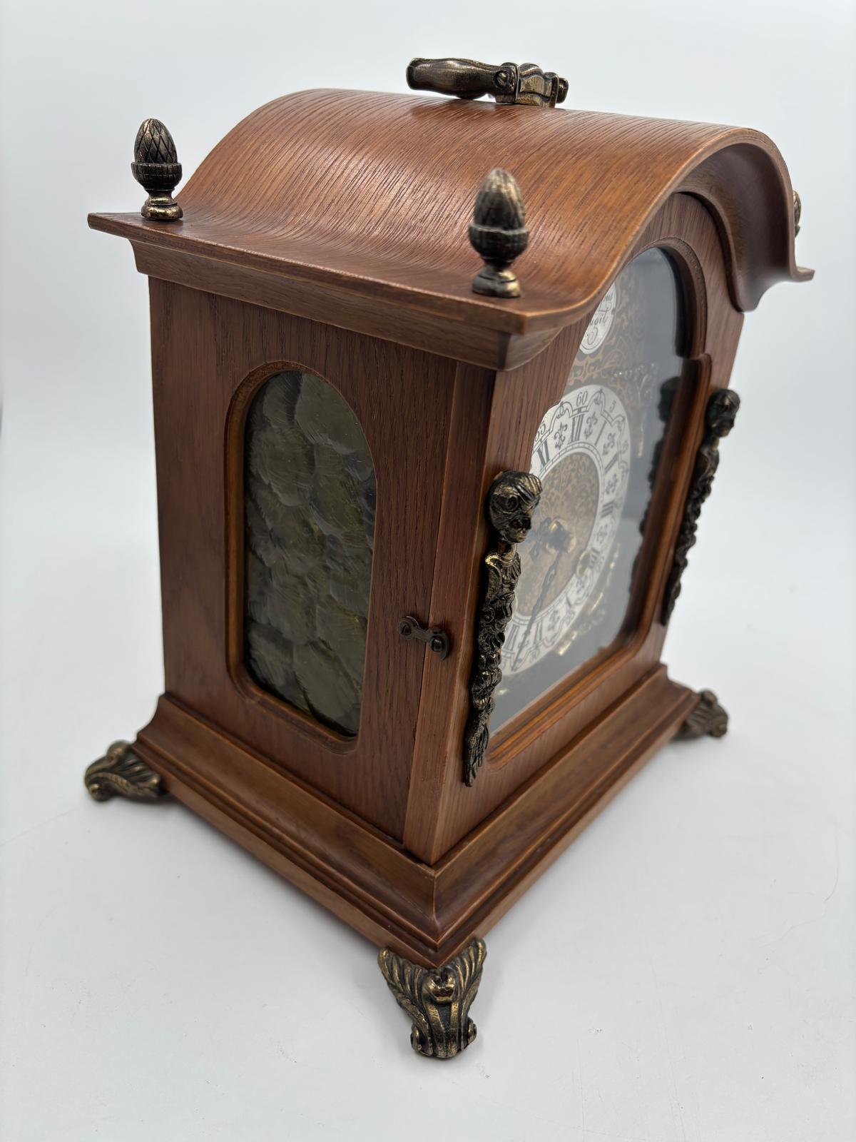 Vintage Tischuhr Tempus Fugit von unbekannt für unbekannt Holz Messing Barockstil