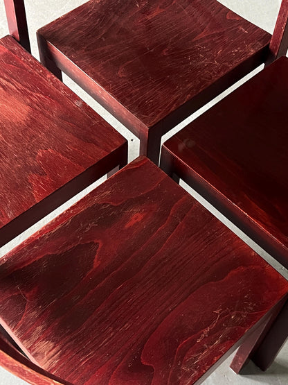 Vintage Stapelstuhl konstruktivistisch bordeaux von unbekannt für unbekannt