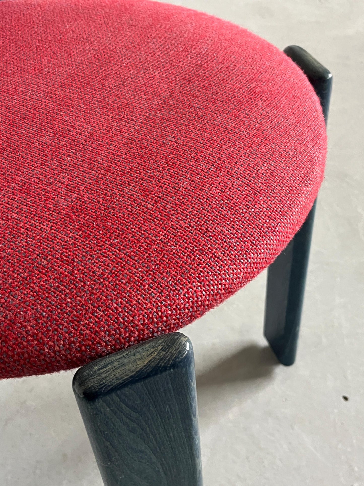 Vintage Stuhl Rey von Bruno Rey für Kusch+Co, dunkelblau, roter Bezug, Aluminium, 1970er