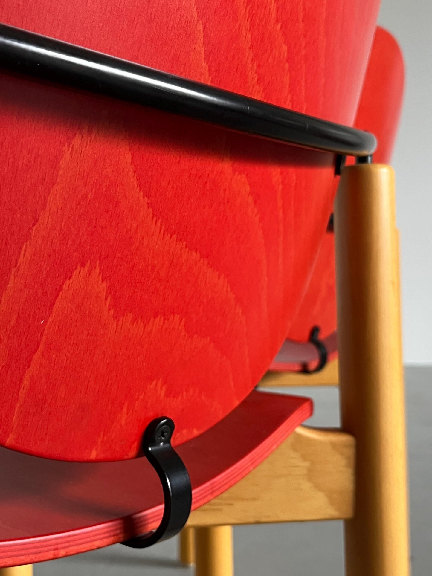 Vintage Esszimmerstuhl Set von 2 von Kusch+Co stapelbar geometrisch rot