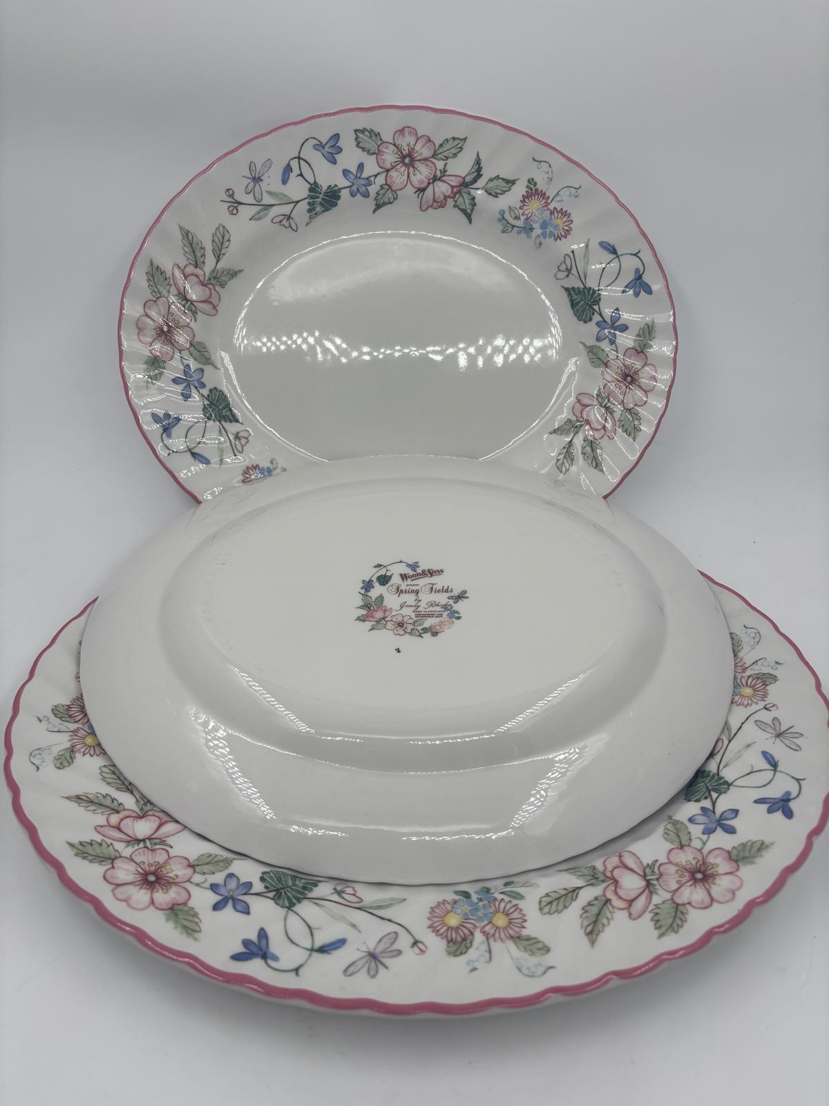 Vintage Teller Set von 3 von Wood und Sons England mit Blumenmuster