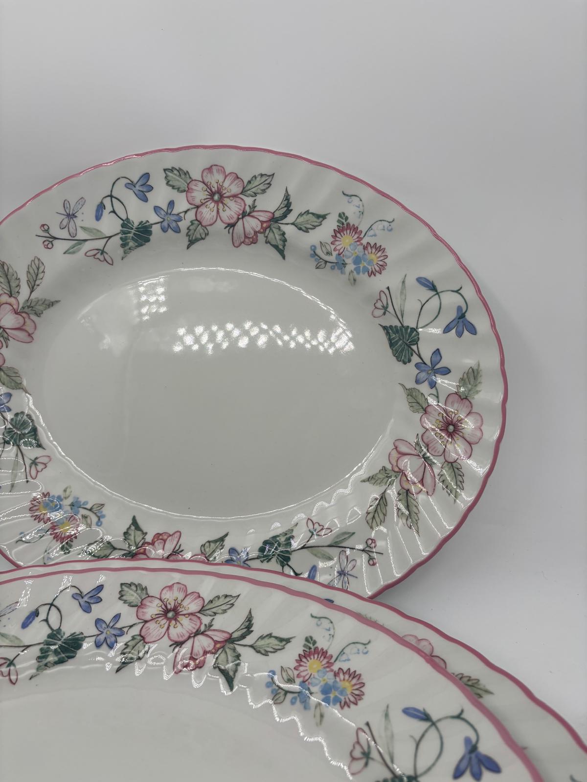 Vintage Teller Set von 3 von Wood und Sons England mit Blumenmuster