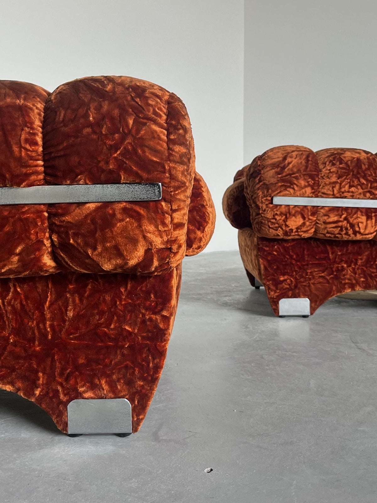 Vintage Sessel Set von 2 in Dunkelorange von unbekannt für Italien
