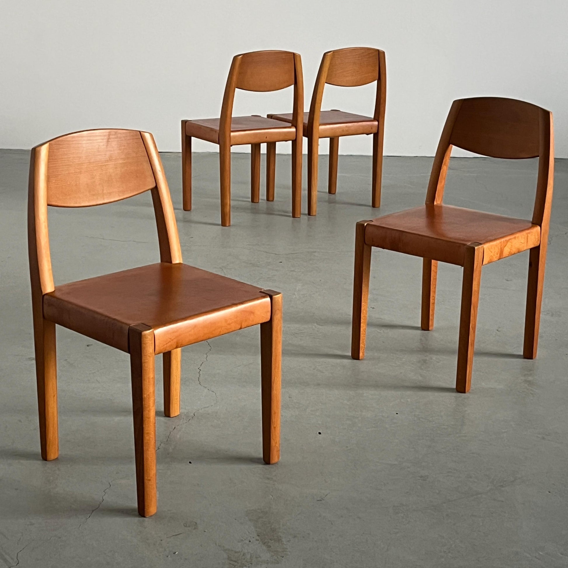 Vintage Esszimmerstuhl Set von 4 im Stil von Pierre Chapo von Vintage