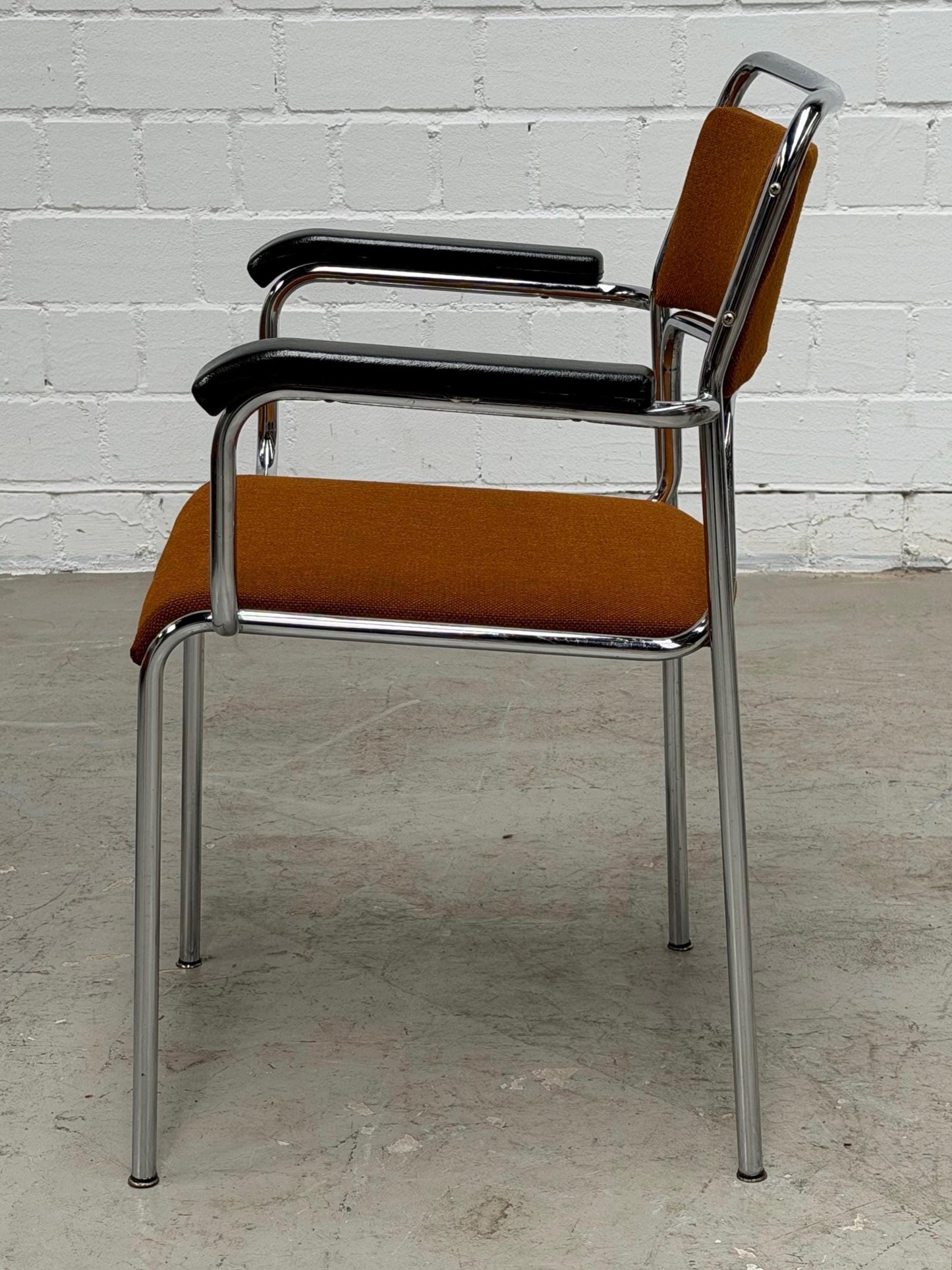Vintage Stuhl verchromt brauner Stoffbezug Bauhaus stapelbar West-Germany