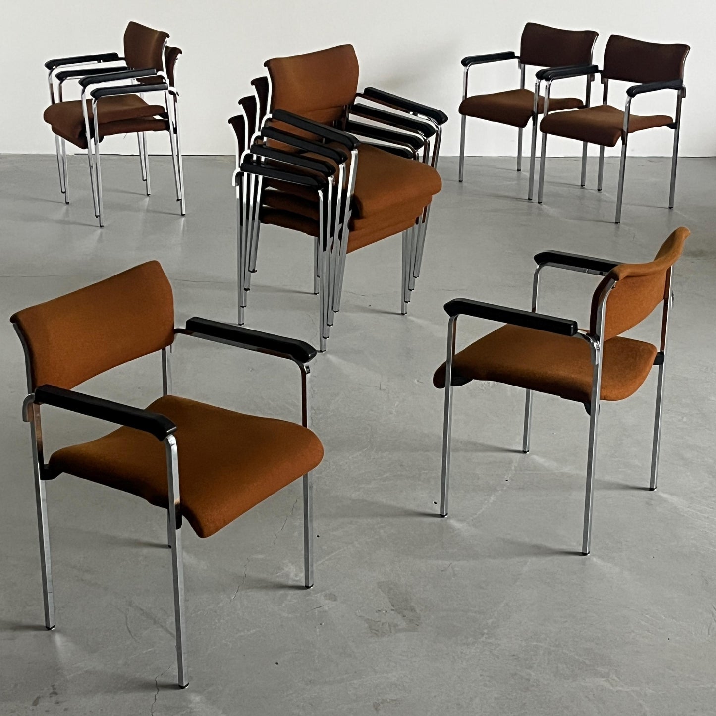 Vintage Armlehnsessel von Deutschland, 1970er, dunkelorange, pro Stück, 10 verfügbar