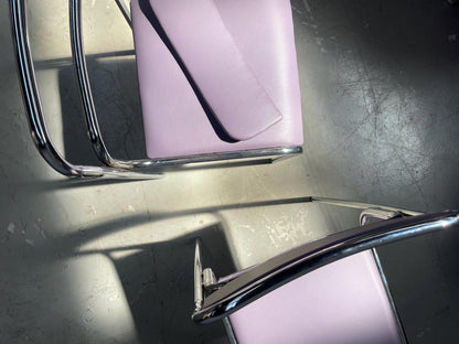 Vintage Stuhl Bauhaus stapelbar Chrom violettes Kunstleder
