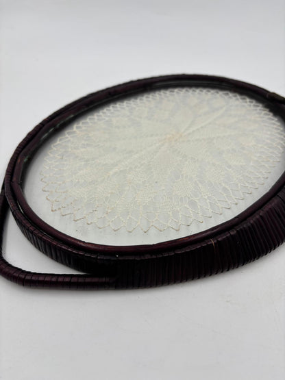 Vintage Tablett mit Glas und Häkeldeckchen ca. 30 cm