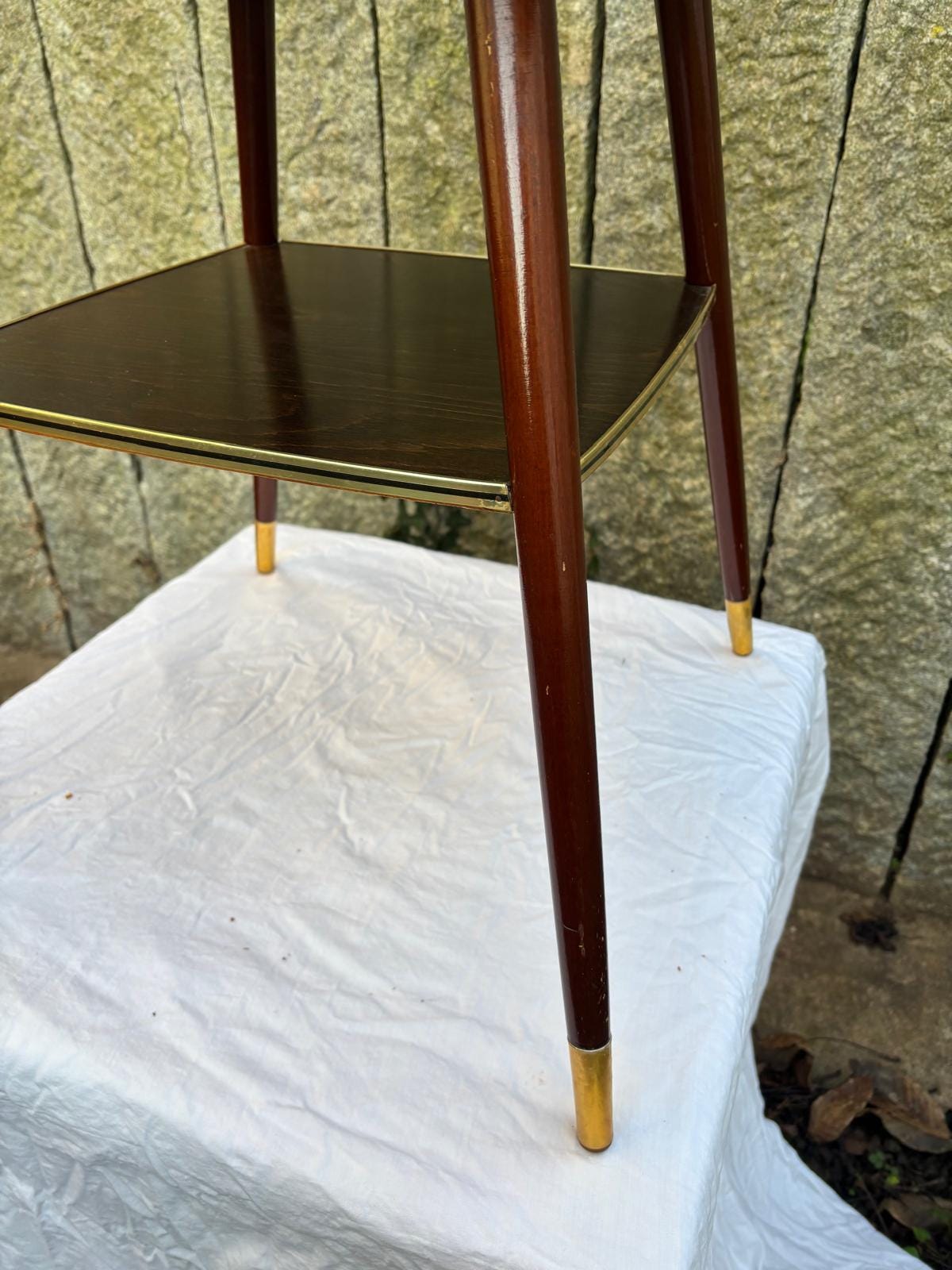 Vintage Beistelltisch Nierentisch drehbare Platte weiß Marmor-Optik von unbekannt