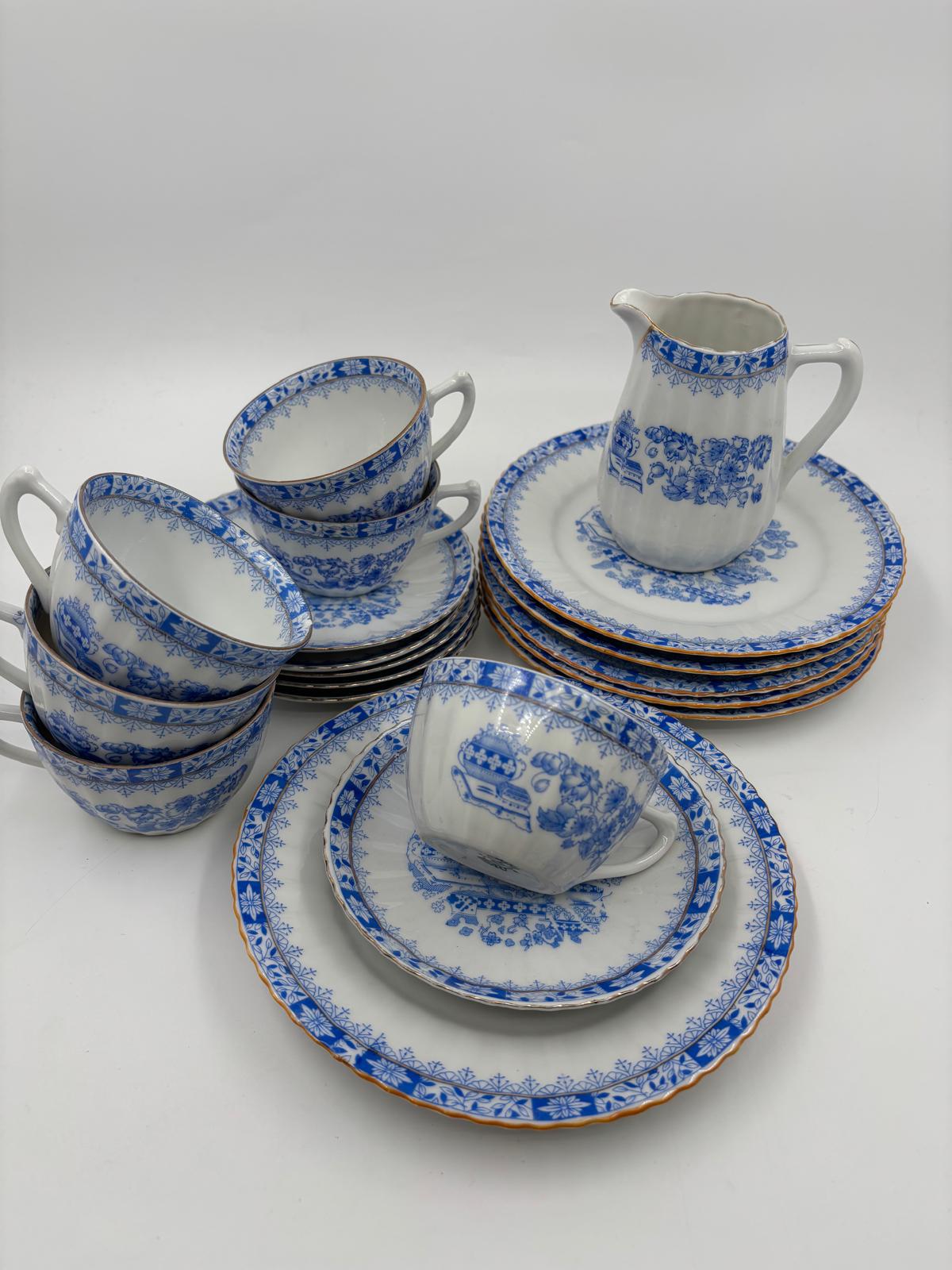 Vintage Kaffeeset Set von 6 China blau von unbekannt Blau-Weiß-Dekor Goldrand