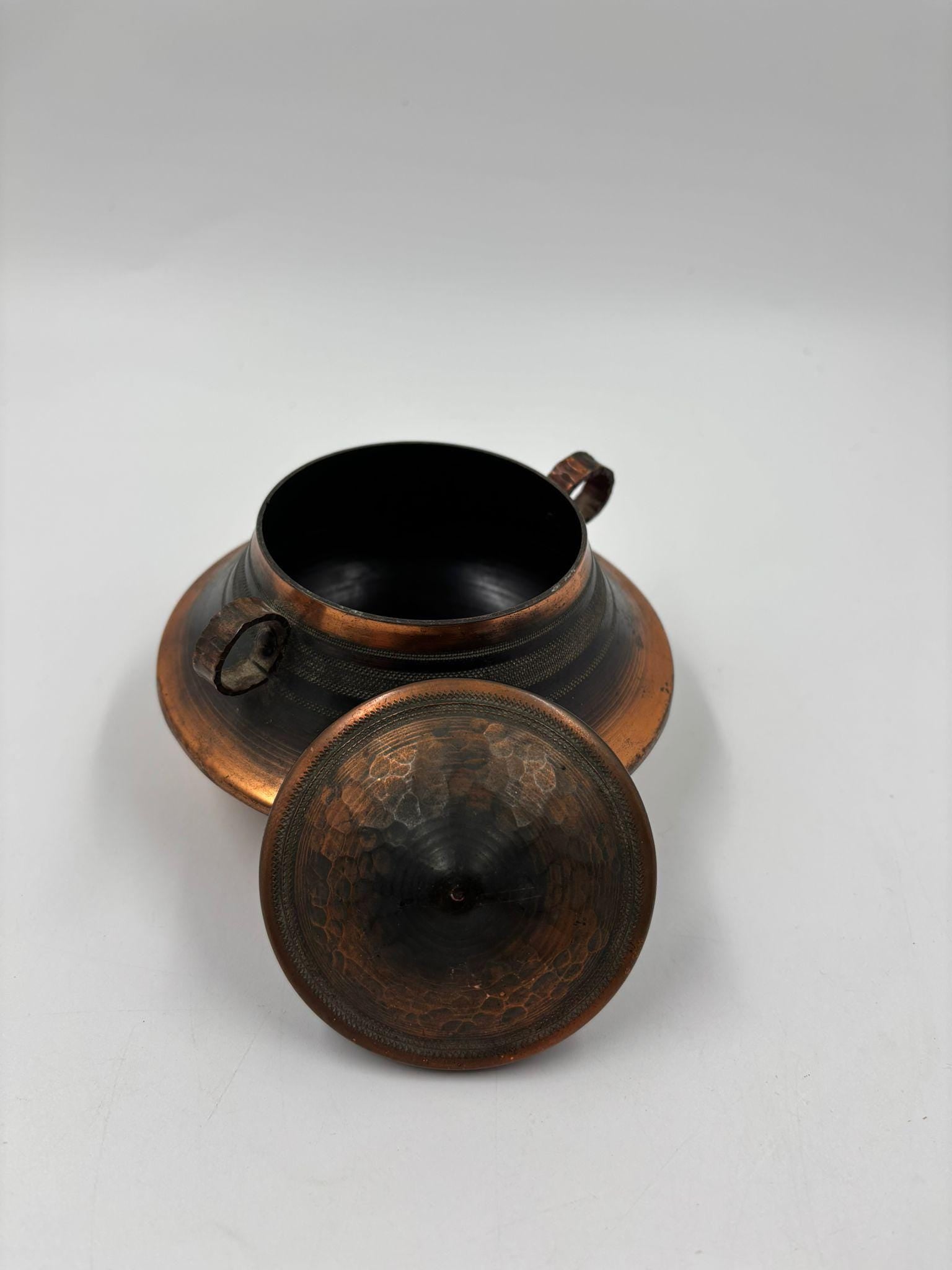 Vintage Schale mit Deckel Kupfer Patina von Pre-Loved