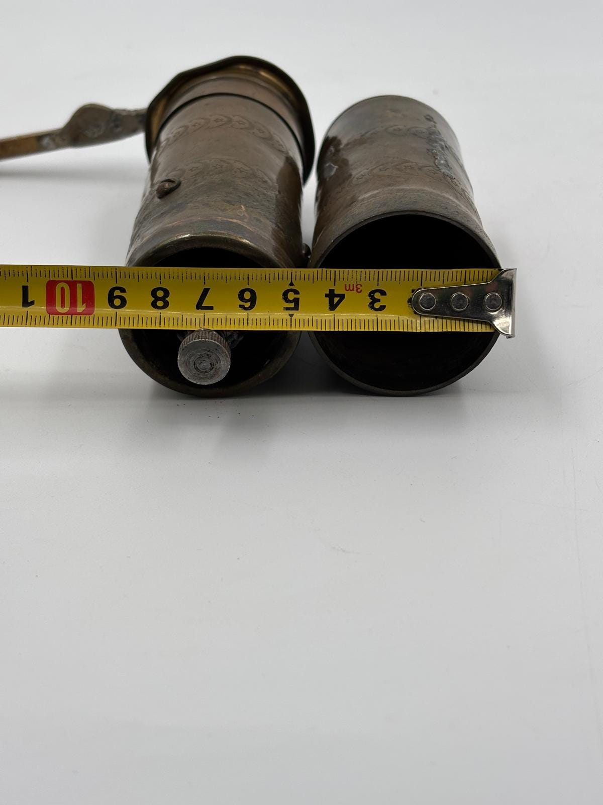 Vintage Kaffeemühle osmanisch Messing mit Mond und Stern stark gebraucht