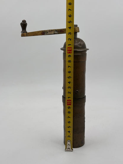 Vintage Kaffeemühle osmanisch Messing mit Mond und Stern stark gebraucht