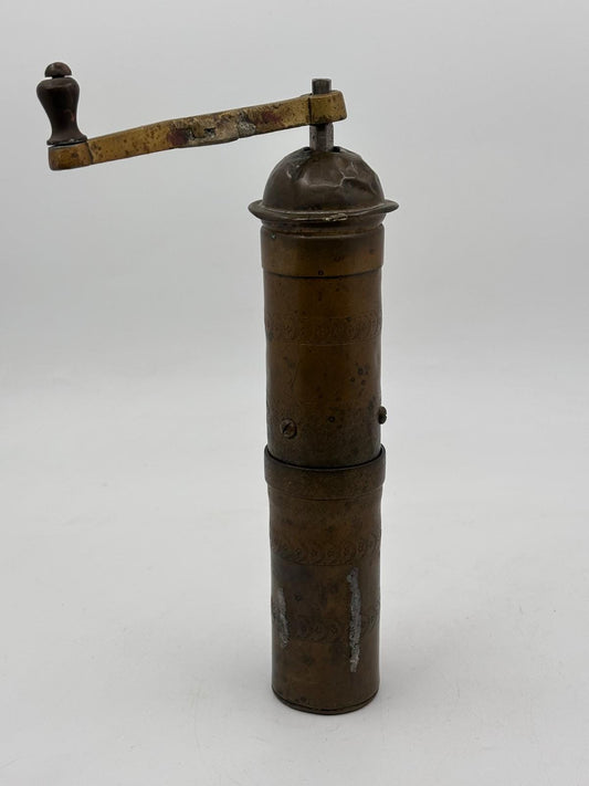 Vintage Kaffeemühle osmanisch Messing mit Mond und Stern stark gebraucht