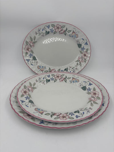 Vintage Teller Set von 3 von Wood und Sons England mit Blumenmuster