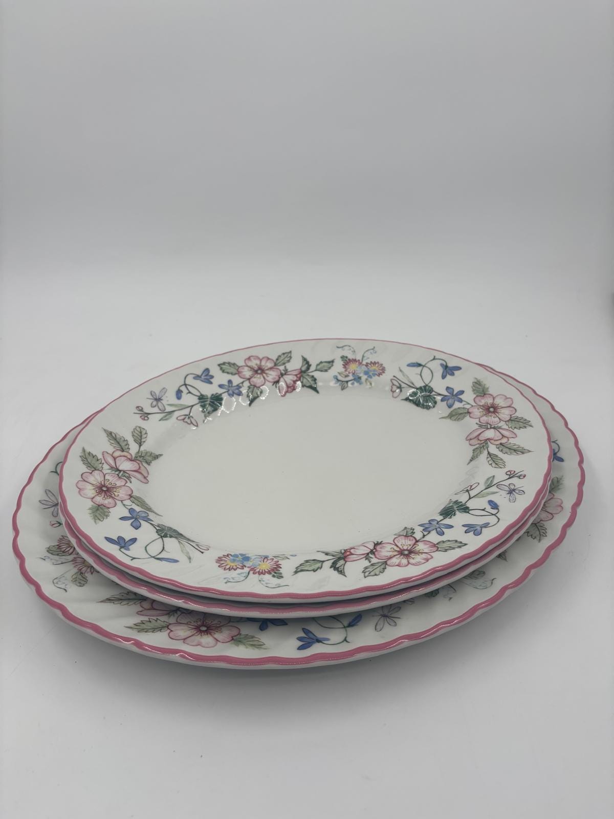 Vintage Teller Set von 3 von Wood und Sons England mit Blumenmuster