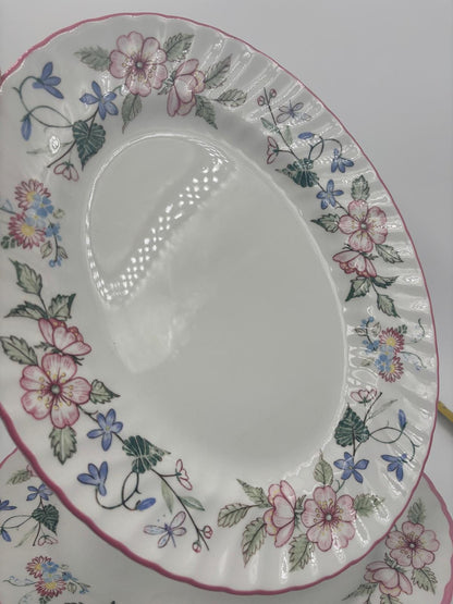 Vintage Teller Set von 3 von Wood und Sons England mit Blumenmuster