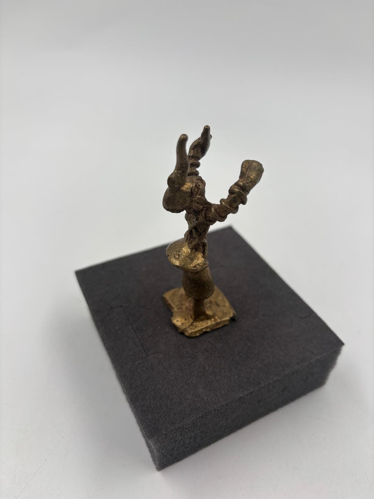 Vintage Skulptur tribal/ethno Stil Messingguss mit Patina sehr selten