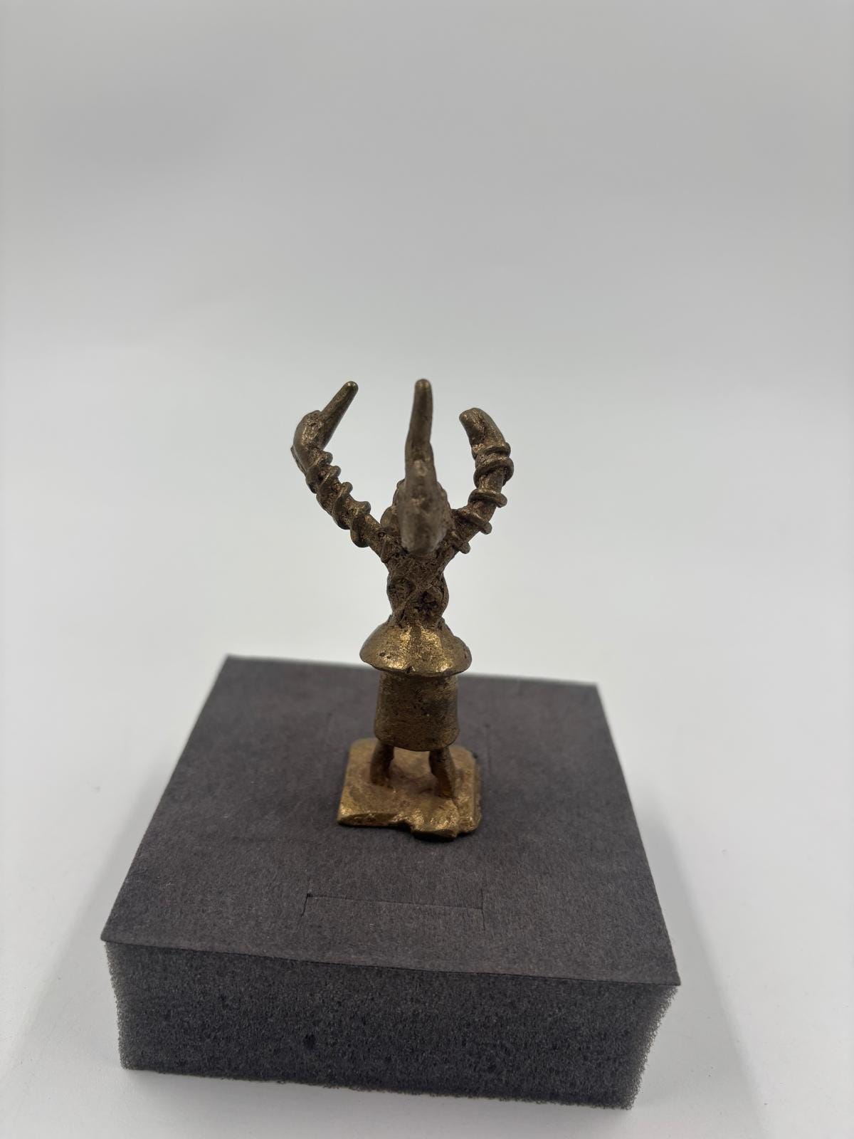 Vintage Skulptur tribal/ethno Stil Messingguss mit Patina sehr selten